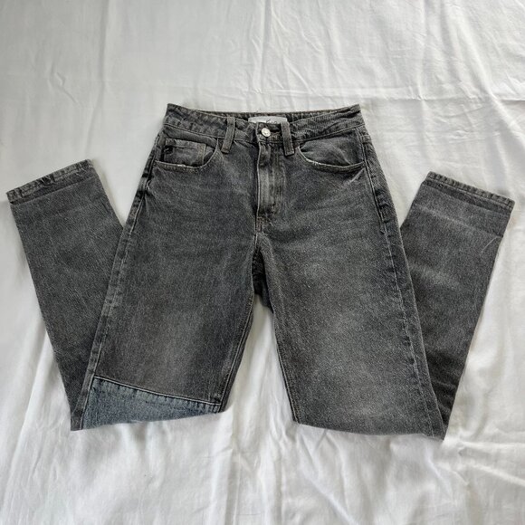 KanCan Denim - KanCan Frankie High Rise Mom Black Stonewash Denim Jeans | Size 3/25